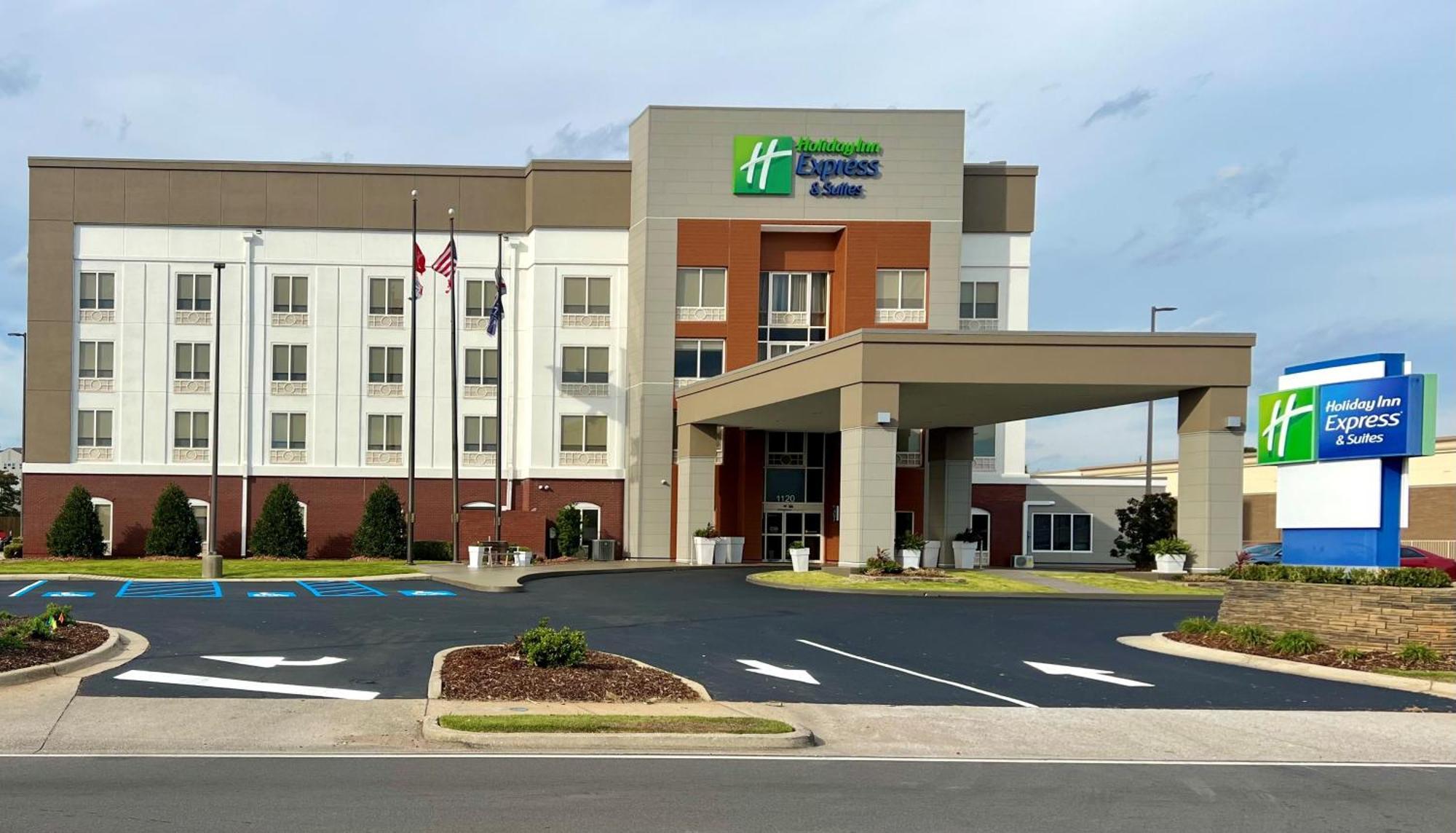Holiday Inn Express & Suites - Tuscaloosa-University By Ihg Eksteriør billede